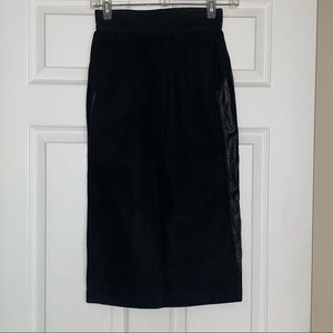 ROBERT COMSTOCK black leather skirt size 6